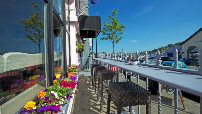 OBH External area to relax in banner